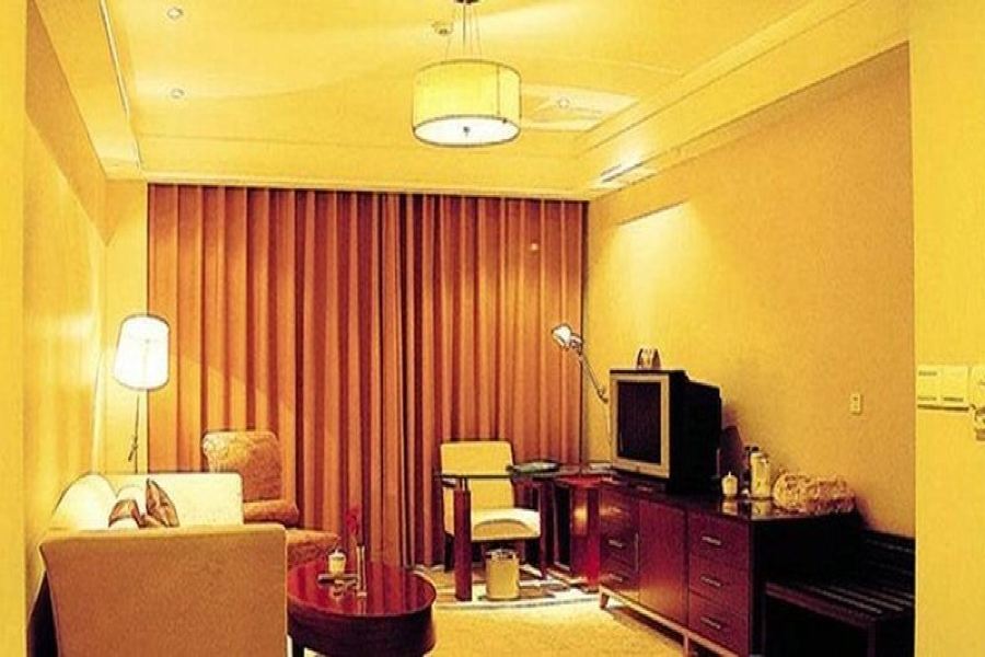 Fuhong International Hotel Liaoyang Exterior photo